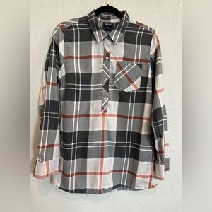 #219 Patagonia Women’s plaid 1/2 button down shirt tunic size Medium